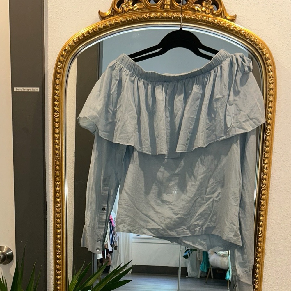 Off-Shoulder Ruffle Top in Light Blue